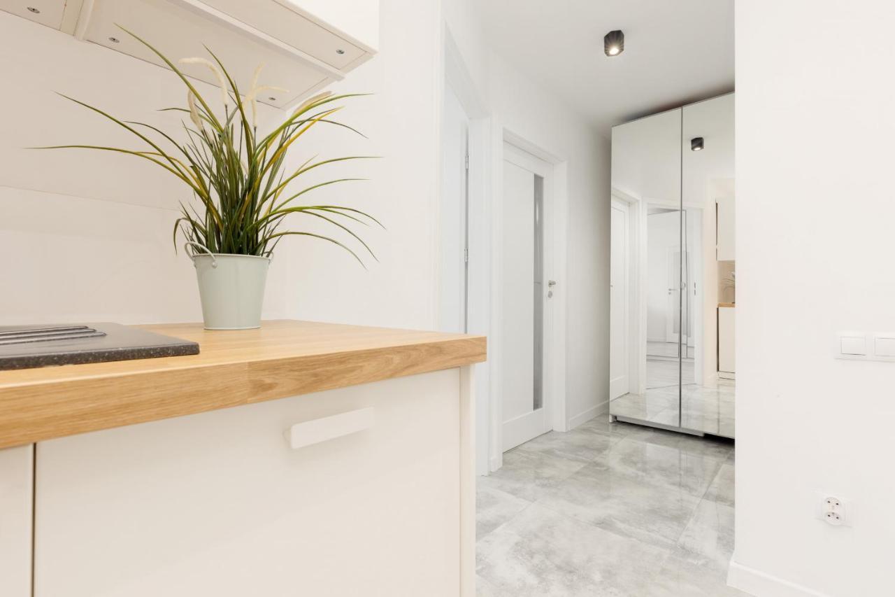 Centre Saski Garden By Renters Apartamento