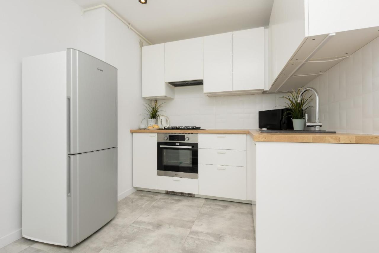 Centre Saski Garden By Renters Apartment